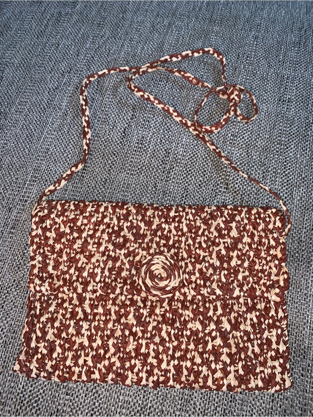 Soa Aiko 100% natural high-quality braided raffia crossbody excellent condition - Picture 8 of 8